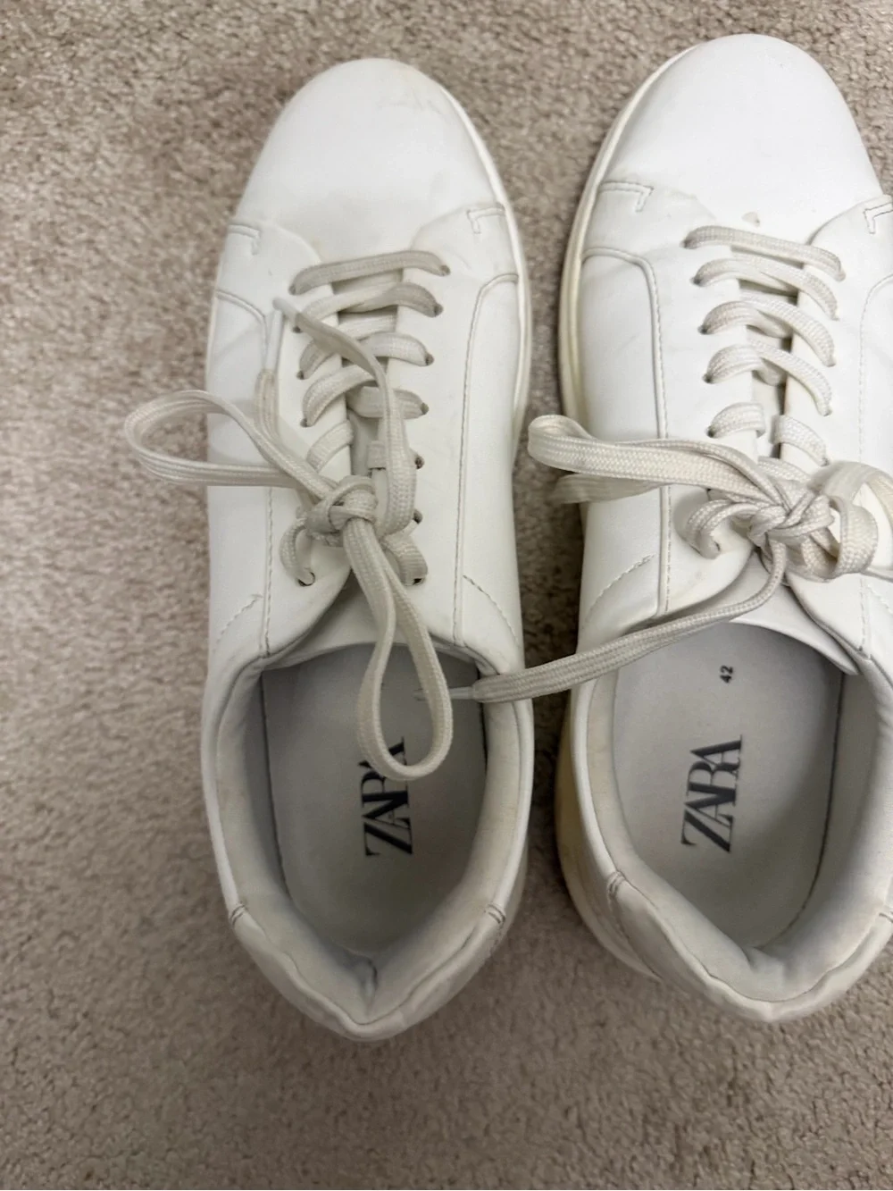 Zara Men’s White Low Top Sneakers Size 42
